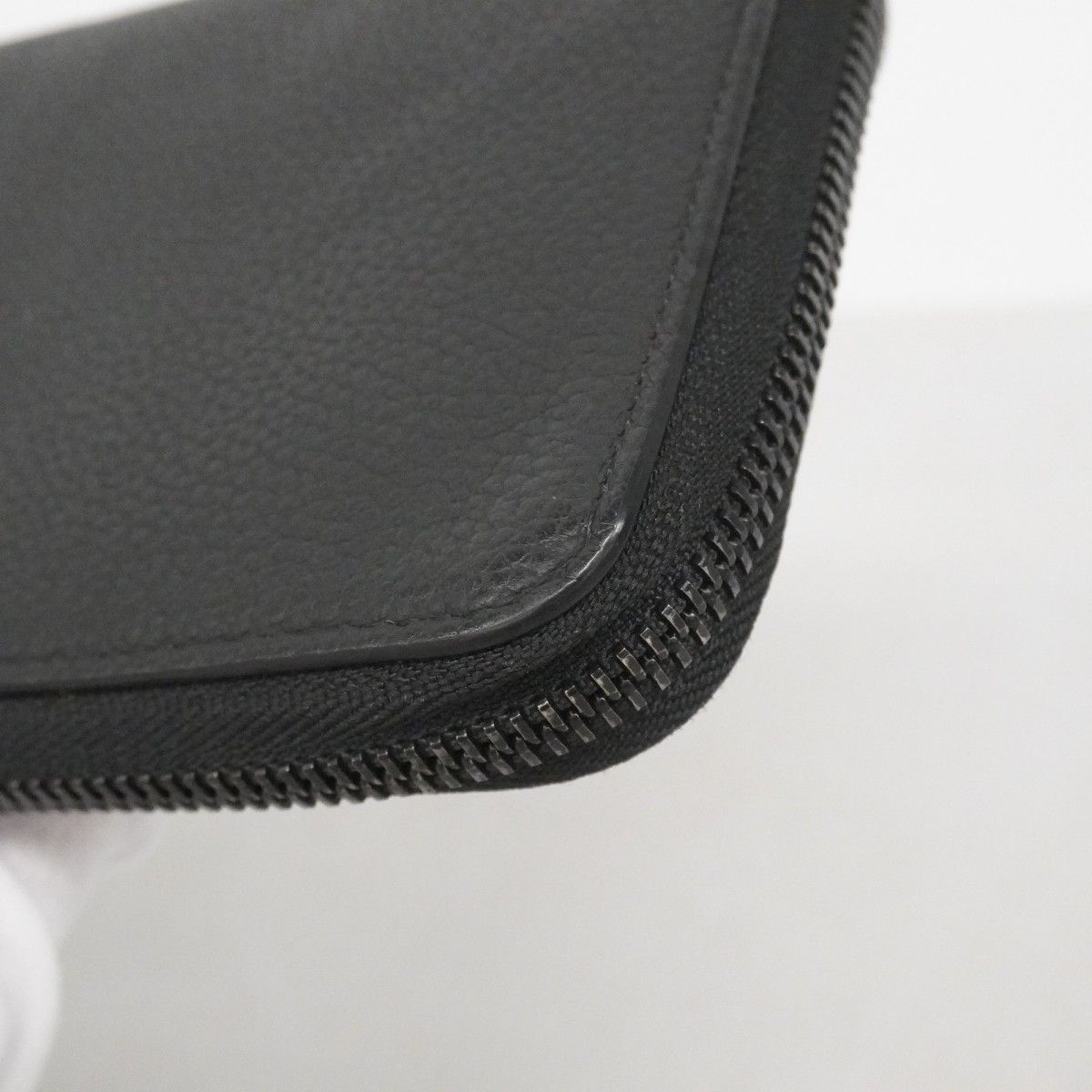 Louis Vuitton Wallet Aerogram Zippy Horizontal Black — view 8