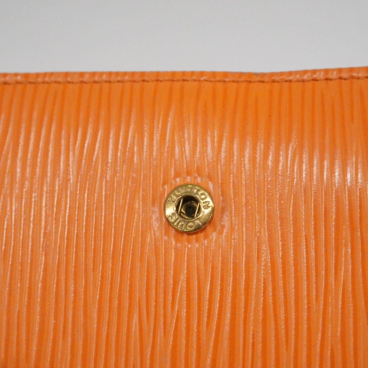 Louis Vuitton Wallet Epi Portobier Compact Mandarin — view 9