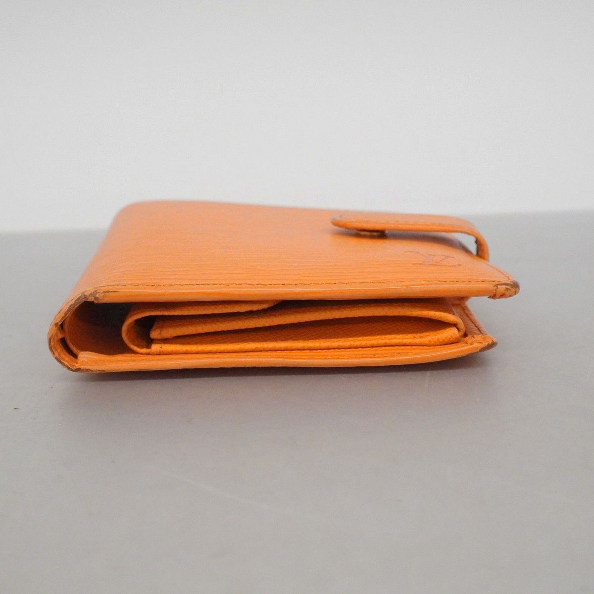 Louis Vuitton Wallet Epi Portobier Compact Mandarin — view 2