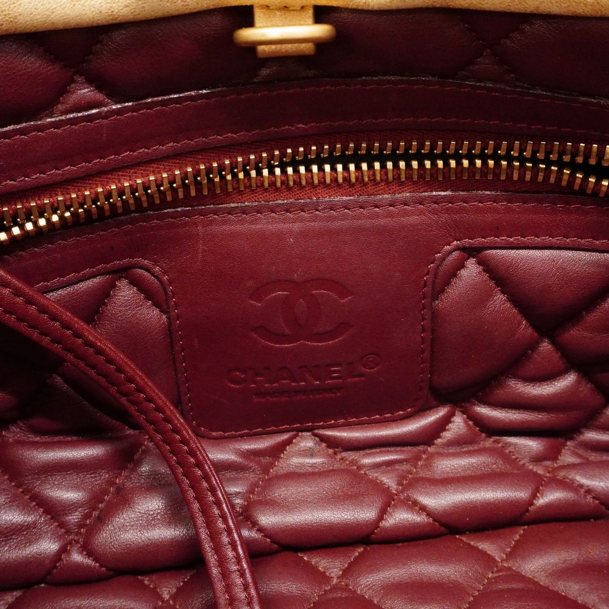 Chanel Tote Coco Cocoon Leather Beige Gold — view 5