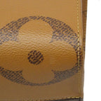 Louis Vuitton Tote Monogram Giant Reverse On The Go MM Brown — view 8