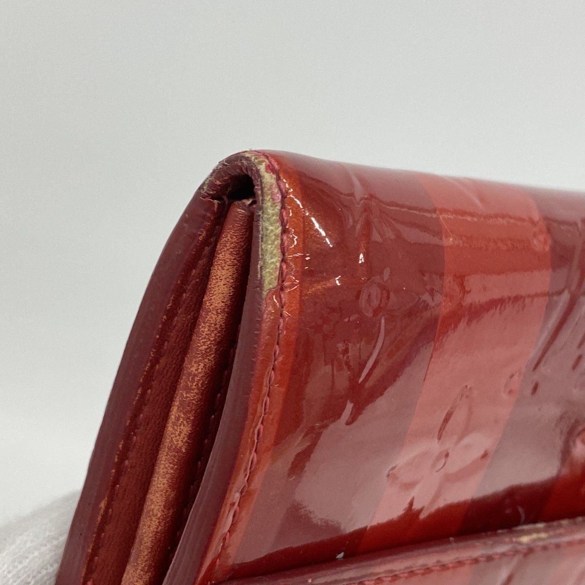 Louis Vuitton Wallet Vernis Portefeuille Sarah Pomme D'amour — view 5