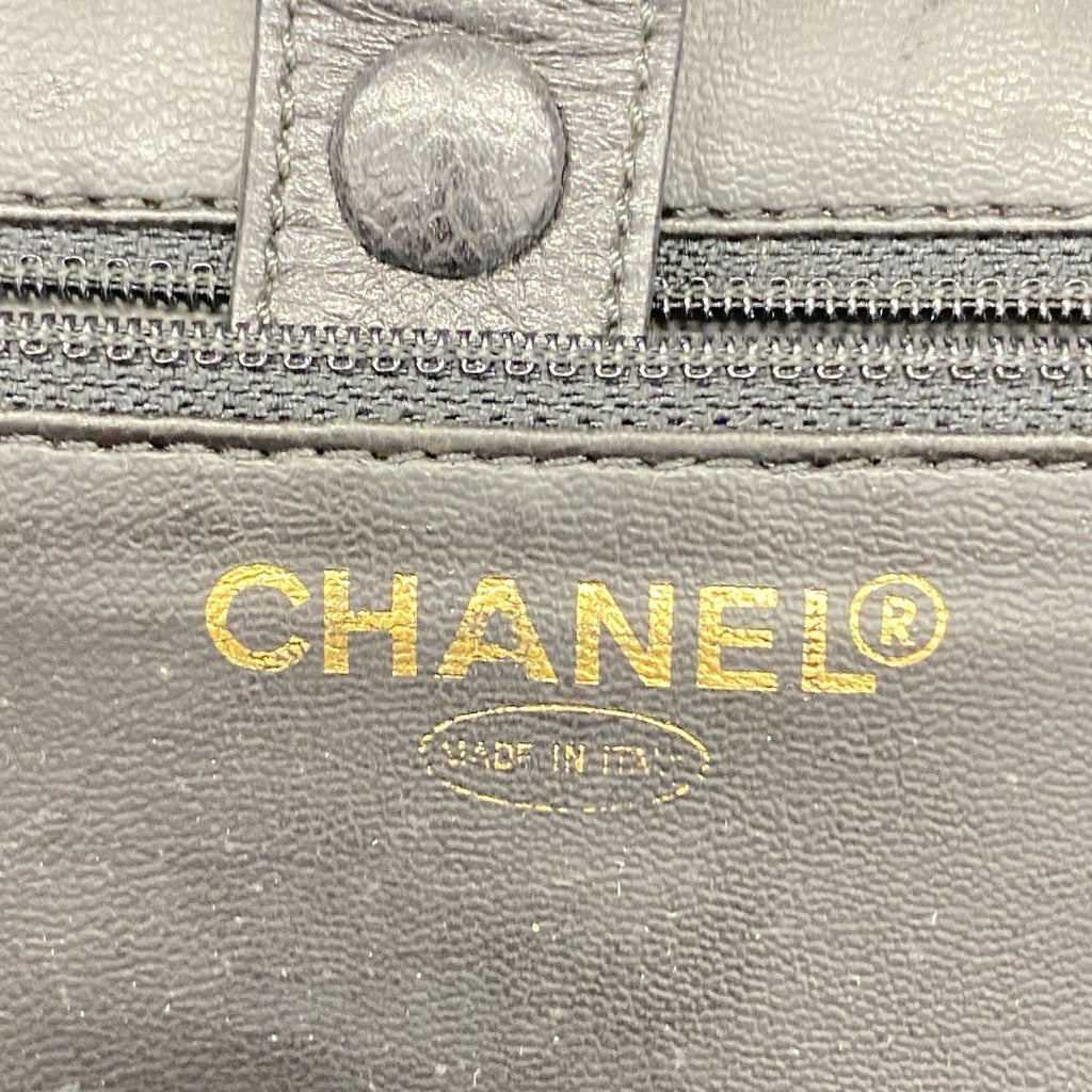 Chanel Vanity Bag Caviar Leather Black Gold 2-Way — view 5