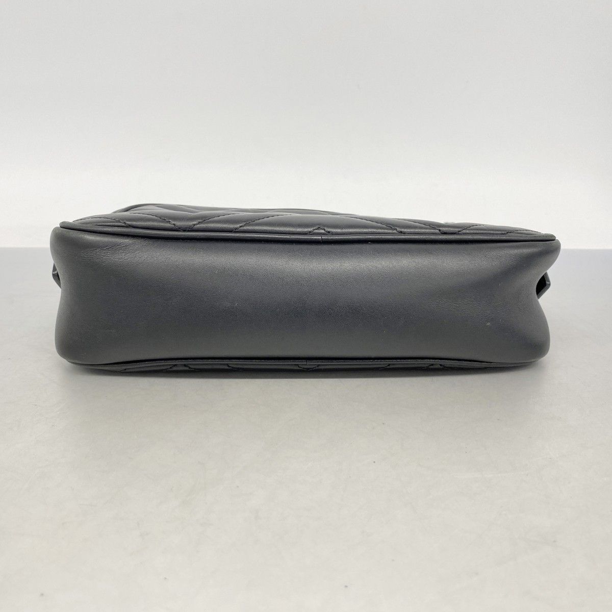 Gucci Shoulder Bag GG Marmont Leather Black Gold — view 3