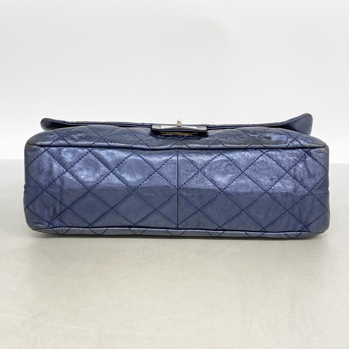 Chanel Shoulder Bag 2.55 Quilted Calf Metallic Navy Silver — view 3