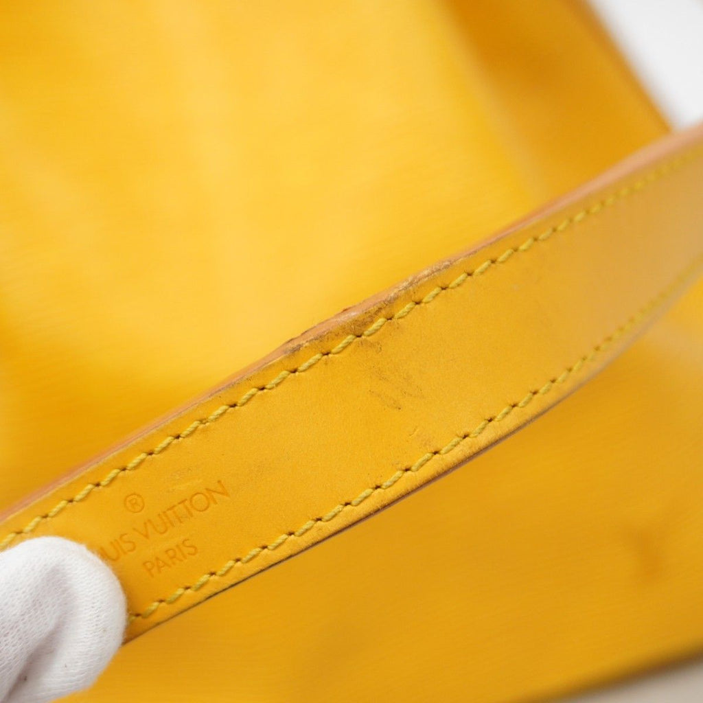 Louis Vuitton Shoulder Bag Epi Petit Noe Jaune — view 9