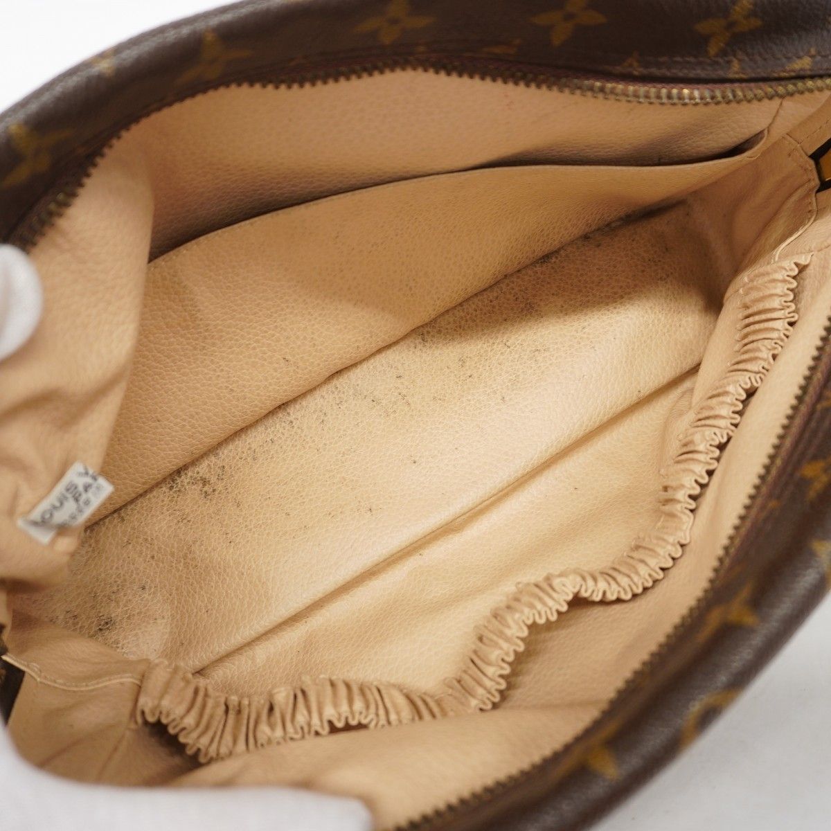Louis Vuitton Pouch Monogram Trousse Toilet 28 Brown — view 4