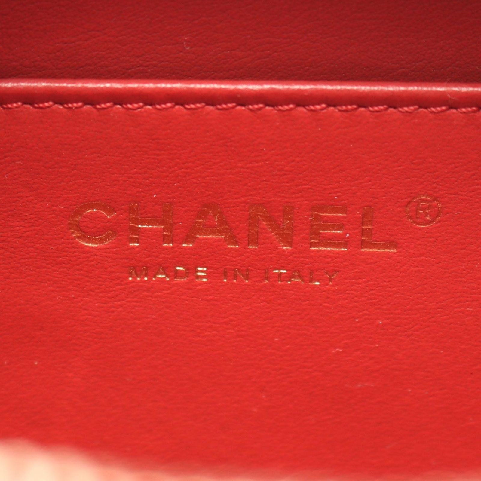 Chanel Shoulder Bag CC Filigree 2-Way Red Leather CC Quilted Vanity Chain — view 4