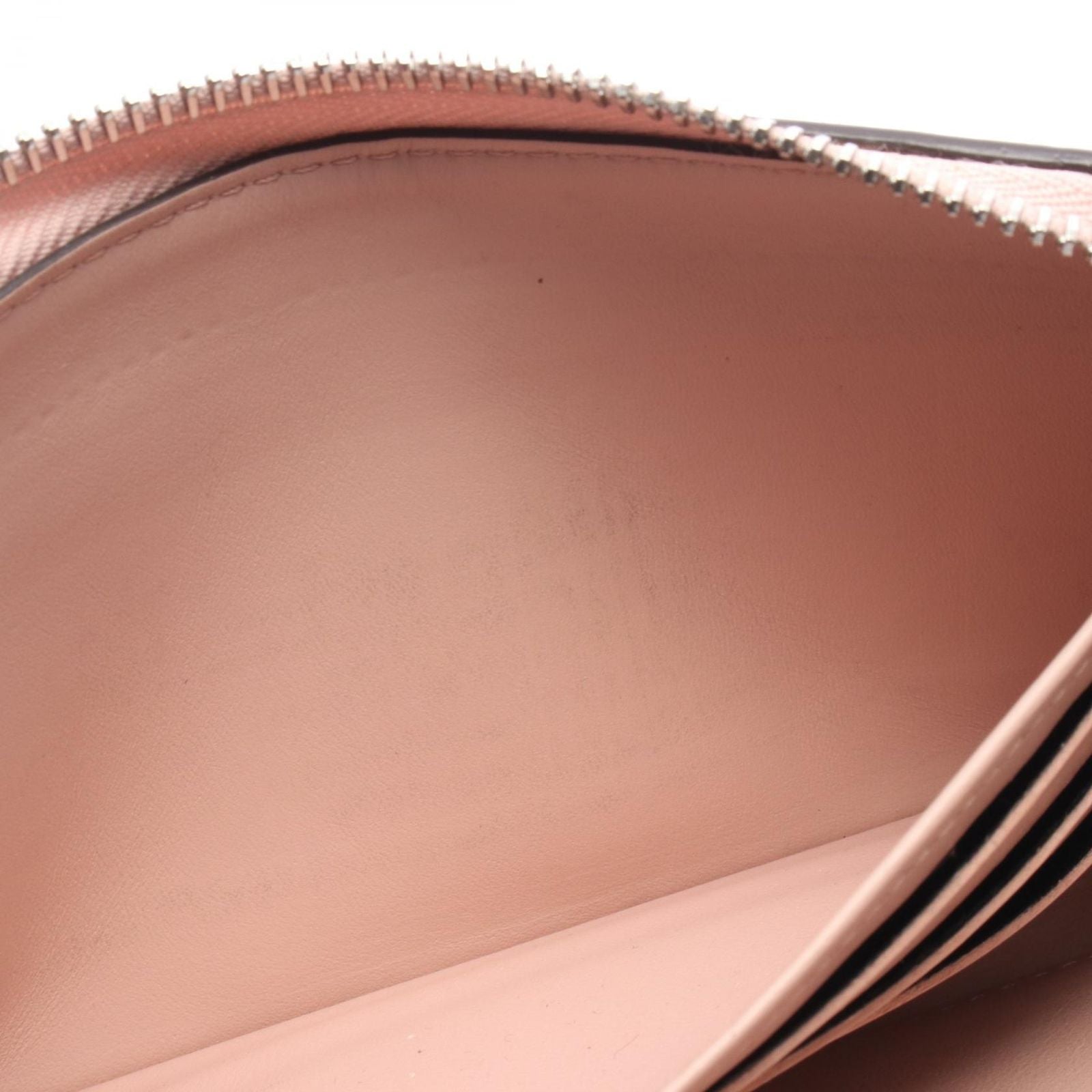 Louis Vuitton Round Wallet Zippy Mahina Magnolia Leather — view 7