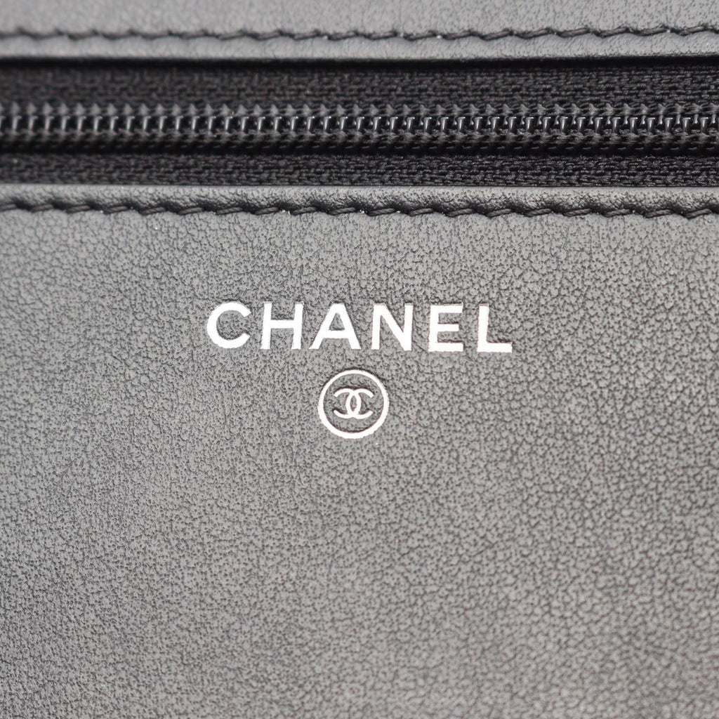 Chanel Shoulder Bag Gabrielle Black Leather Quilted Chain Wallet — view 5
