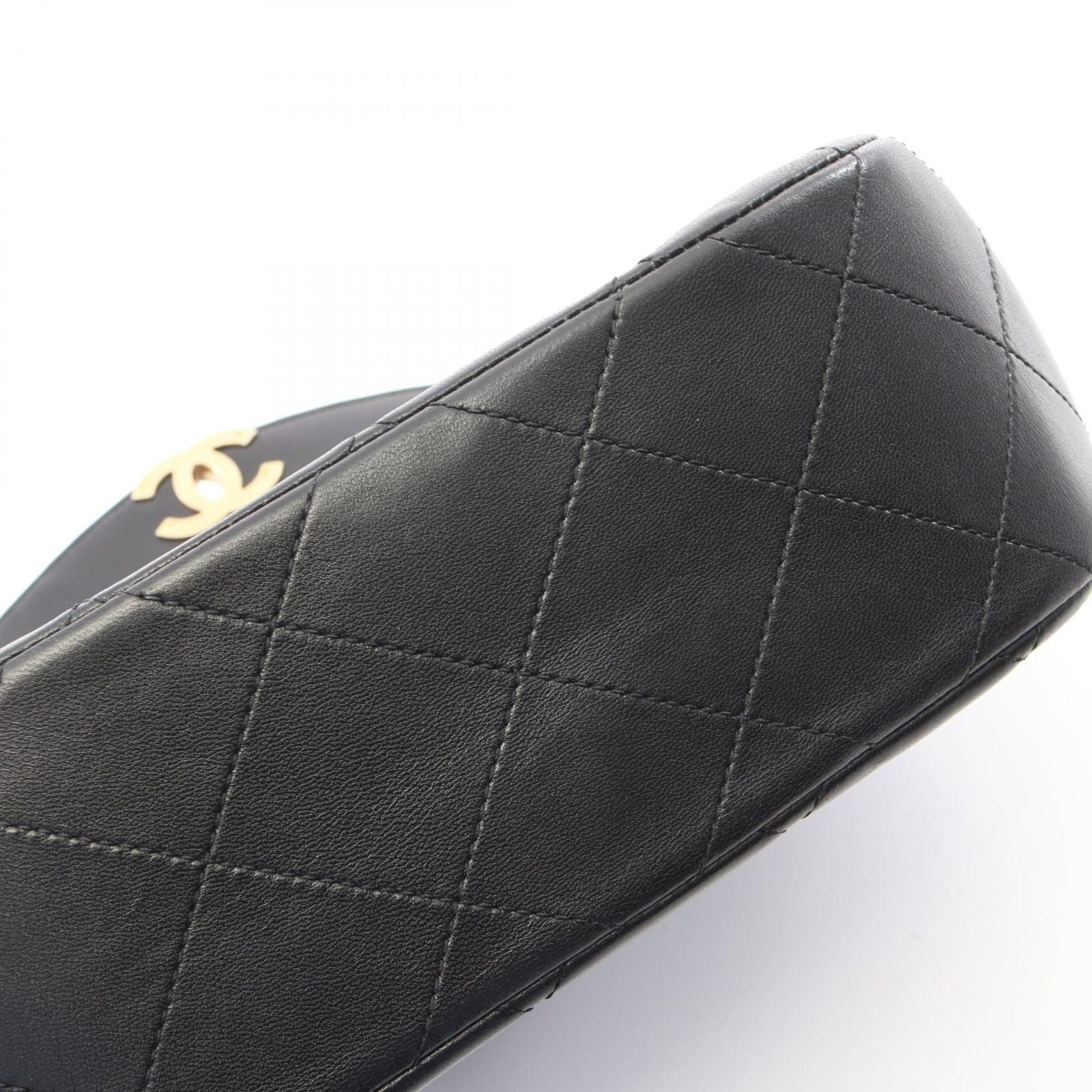 Chanel Shoulder Bag Quilted Black Lambskin Chain — view 7