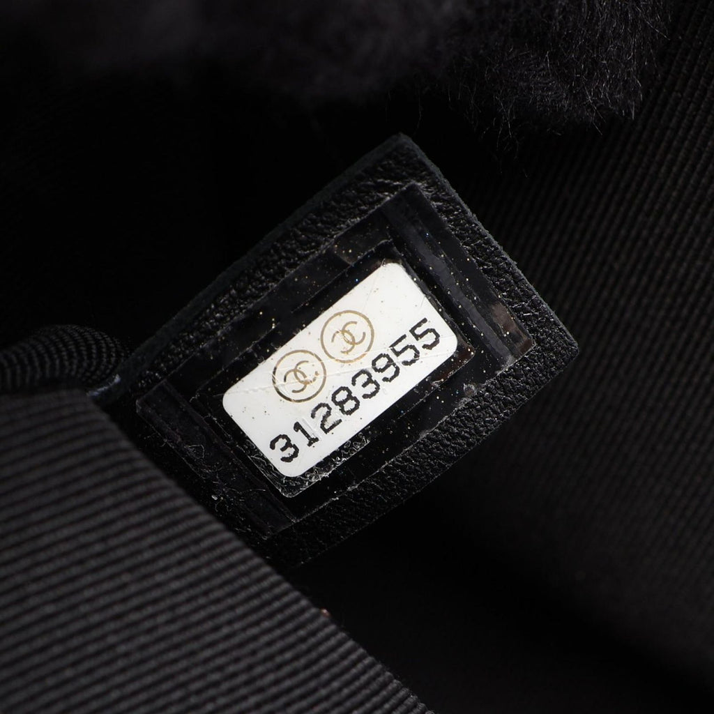 Chanel Shoulder Bag Boy Small Black Caviar Leather Chain — view 5