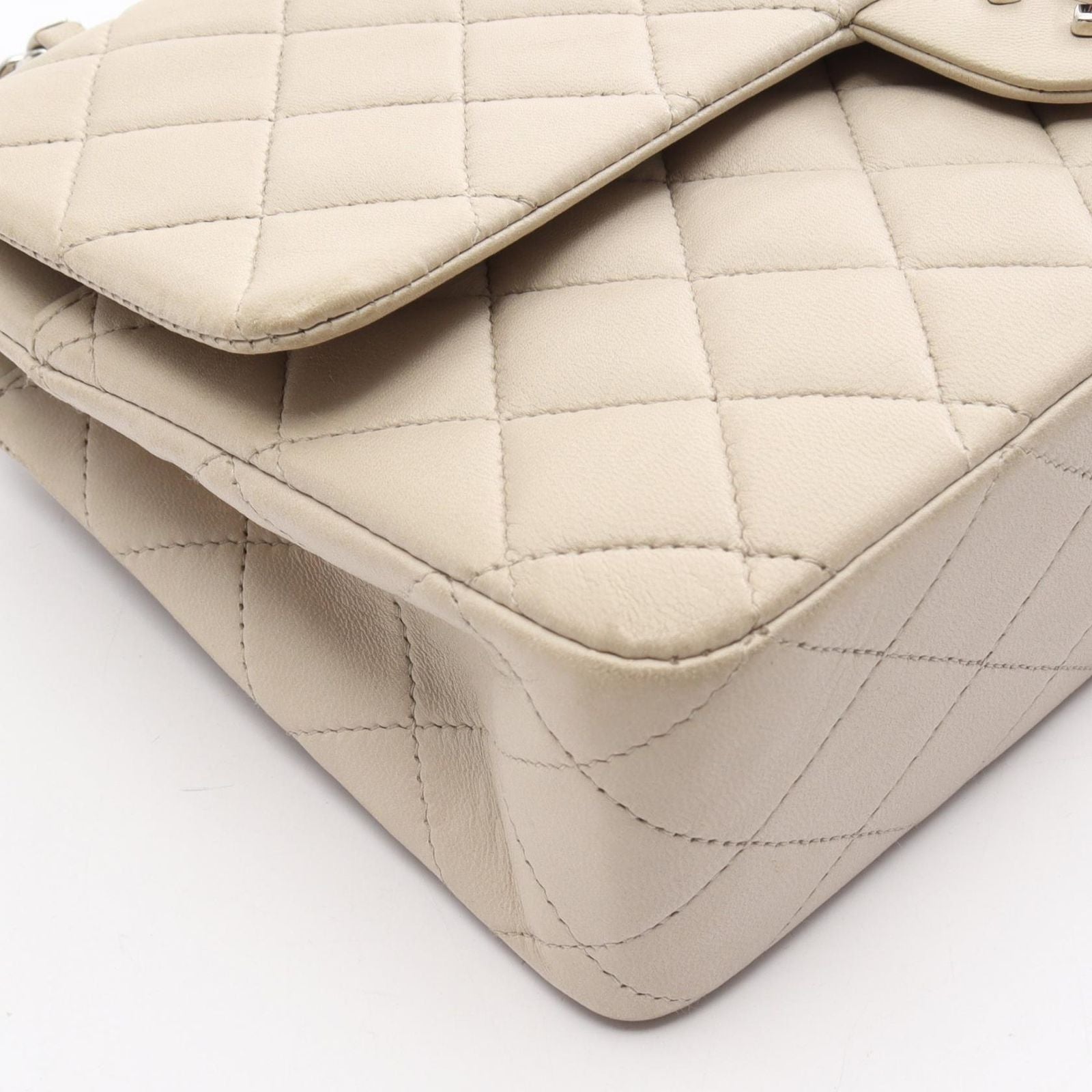 Chanel Shoulder Bag Quilted Double Flap Light Gray Lambskin Chain — view 8
