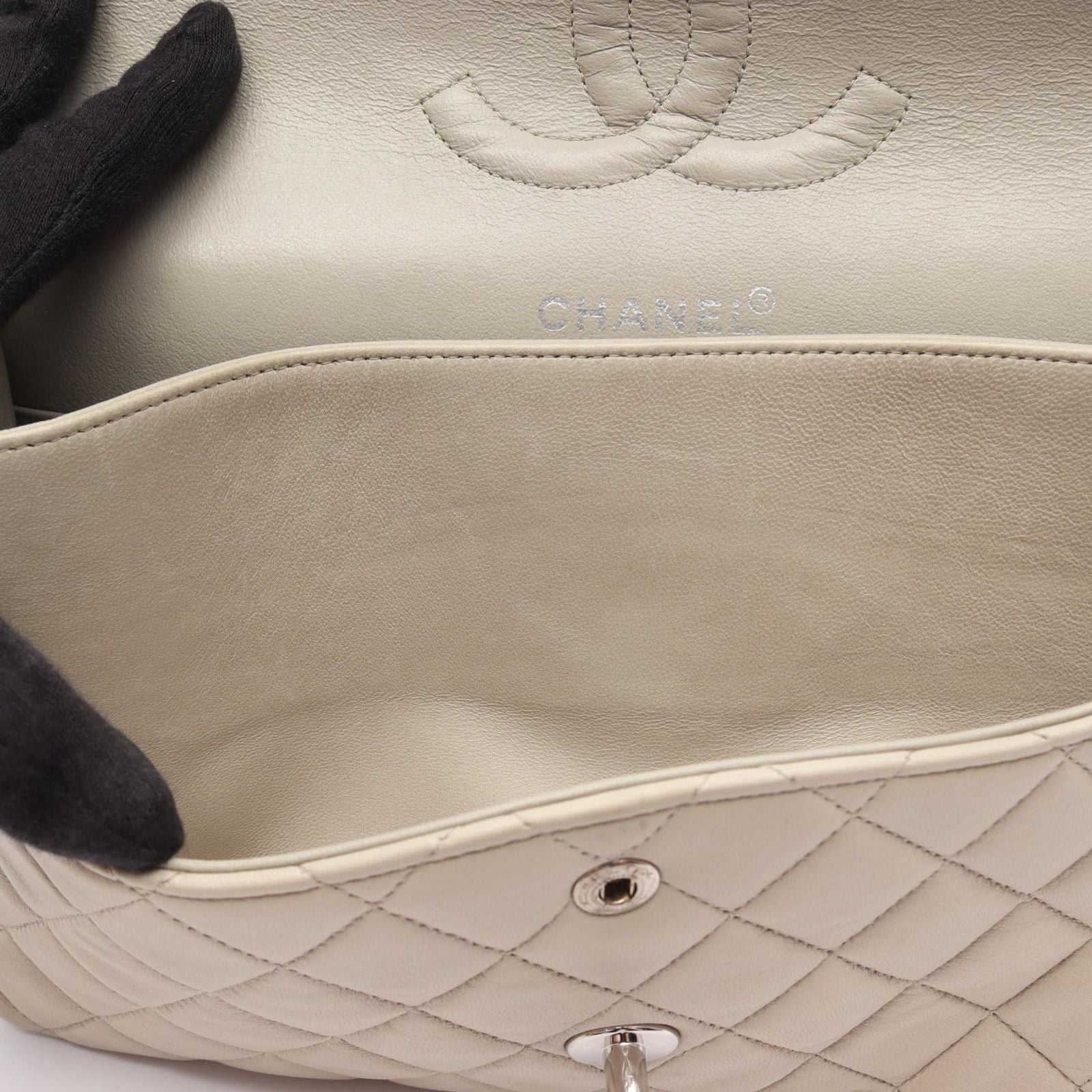Chanel Shoulder Bag Quilted Double Flap Light Gray Lambskin Chain — view 6