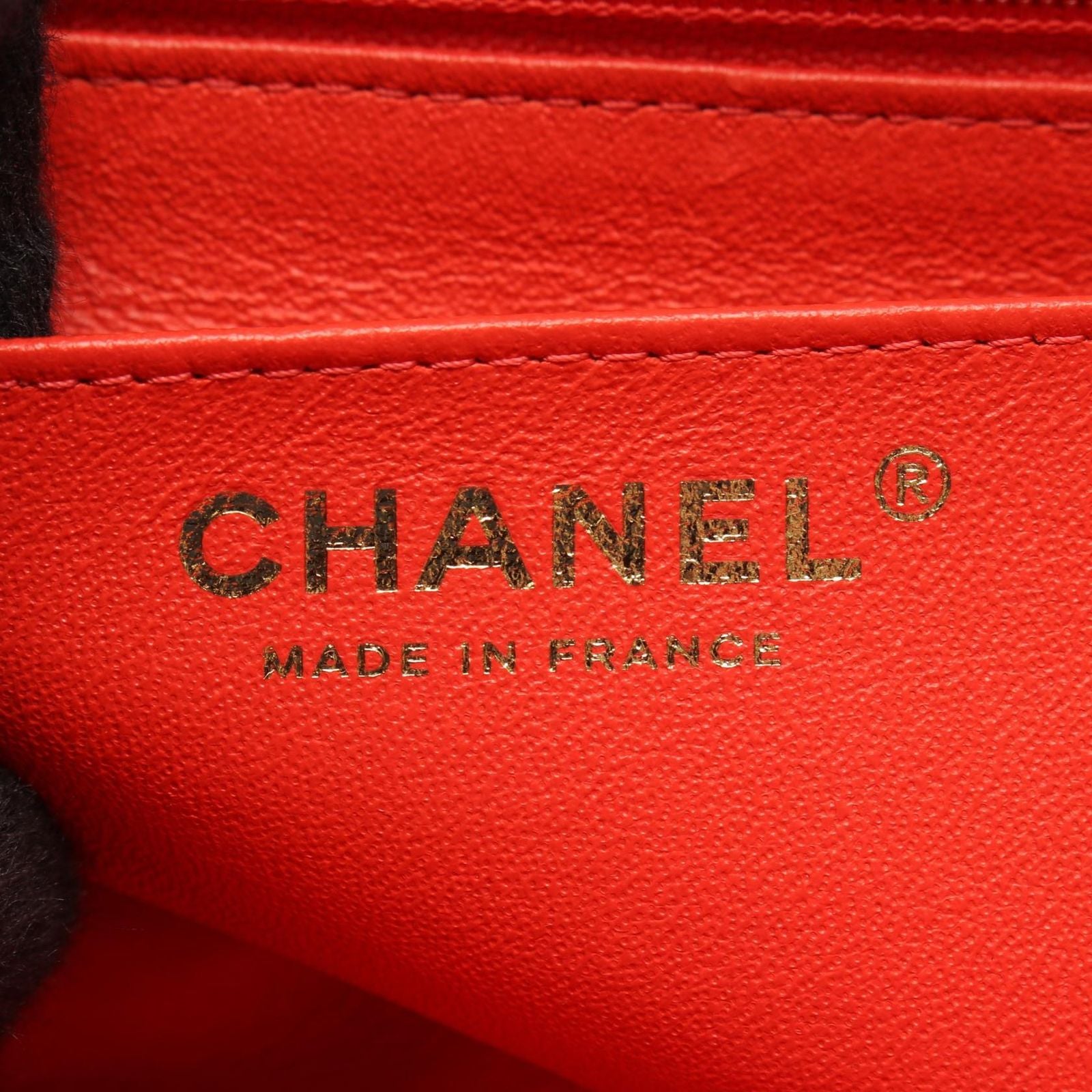 Chanel Shoulder Bag Mini Quilted 20 Red Lambskin Chain — view 4