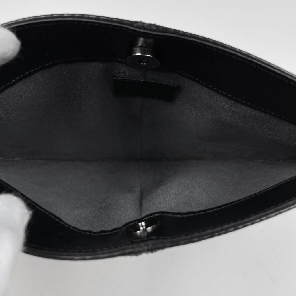 Louis Vuitton Pochette Demilune Shoulder Bag Epi Noir — view 6