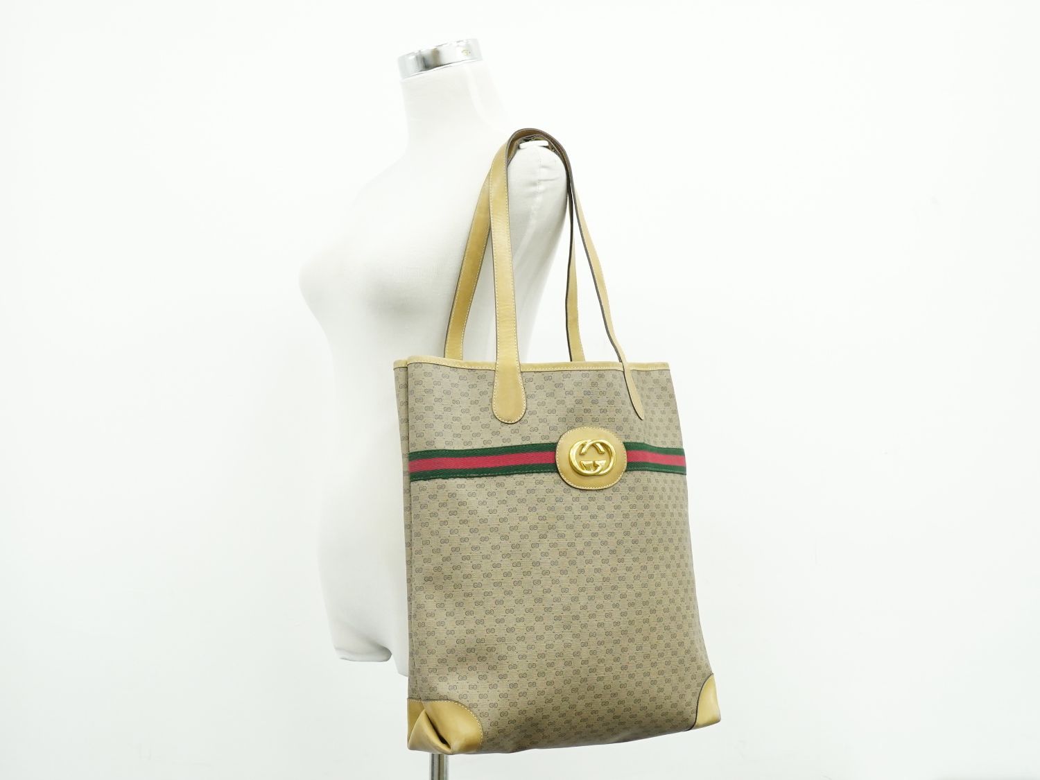 Gucci Vintage Sherry Line Interlocking Micro GG Shoulder Bag Tote Beige — view 6