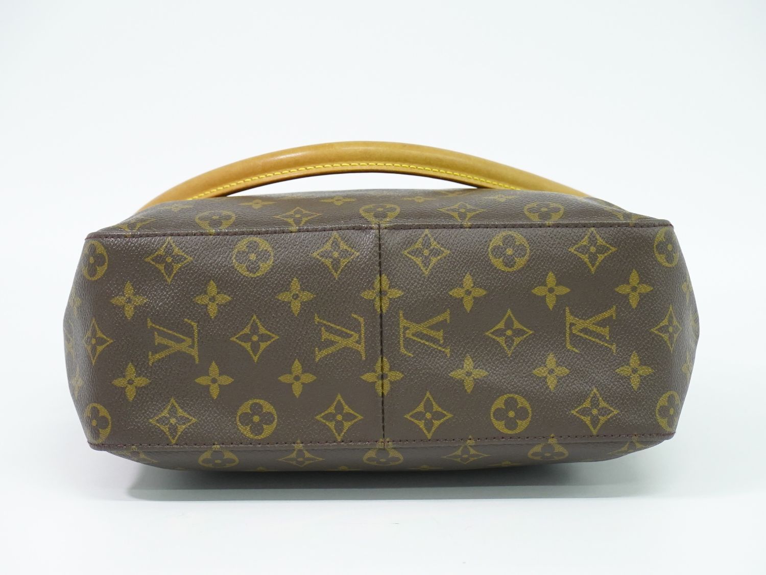 Louis Vuitton LV Looping GM Monogram Shoulder Bag Brown — view 3