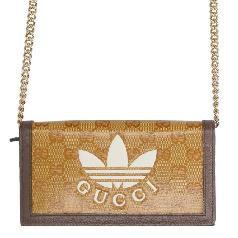 Gucci Bifold Wallet with Chain