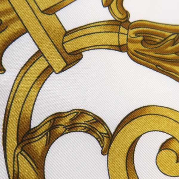 Hermes Carre 90 Scarf — view 2