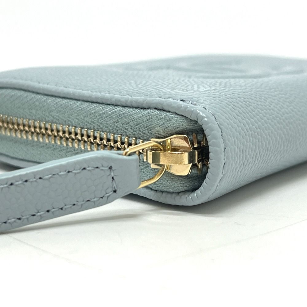 Chanel Coin Case CC Logo Metiers D'art Caviar Leather Blue — view 3