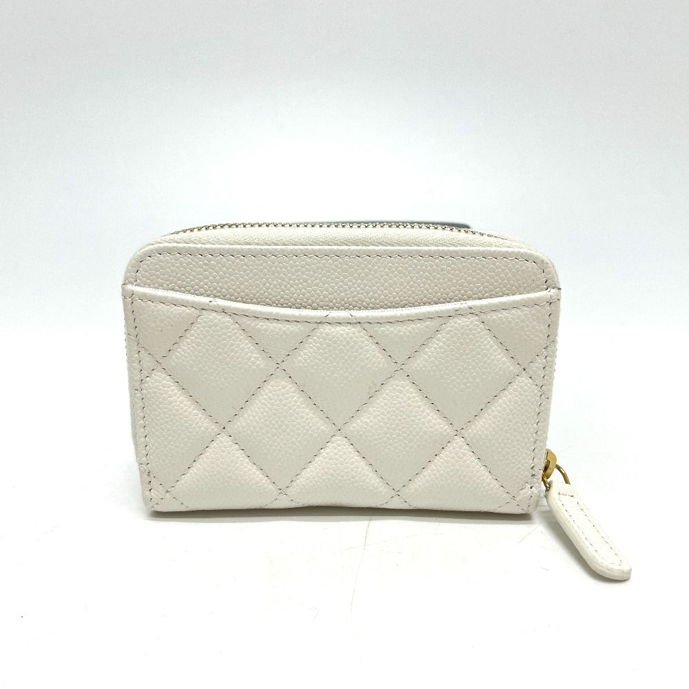 Chanel Coin Case Classic Zip Caviar Leather White — view 2
