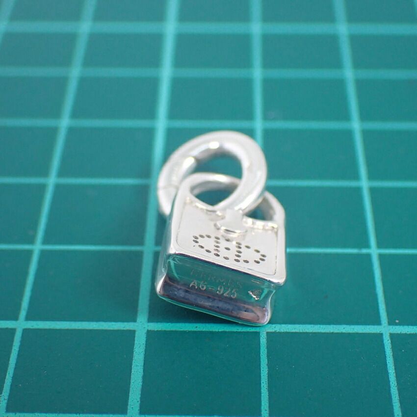 Hermes Evelyne Bag Pendant — view 7