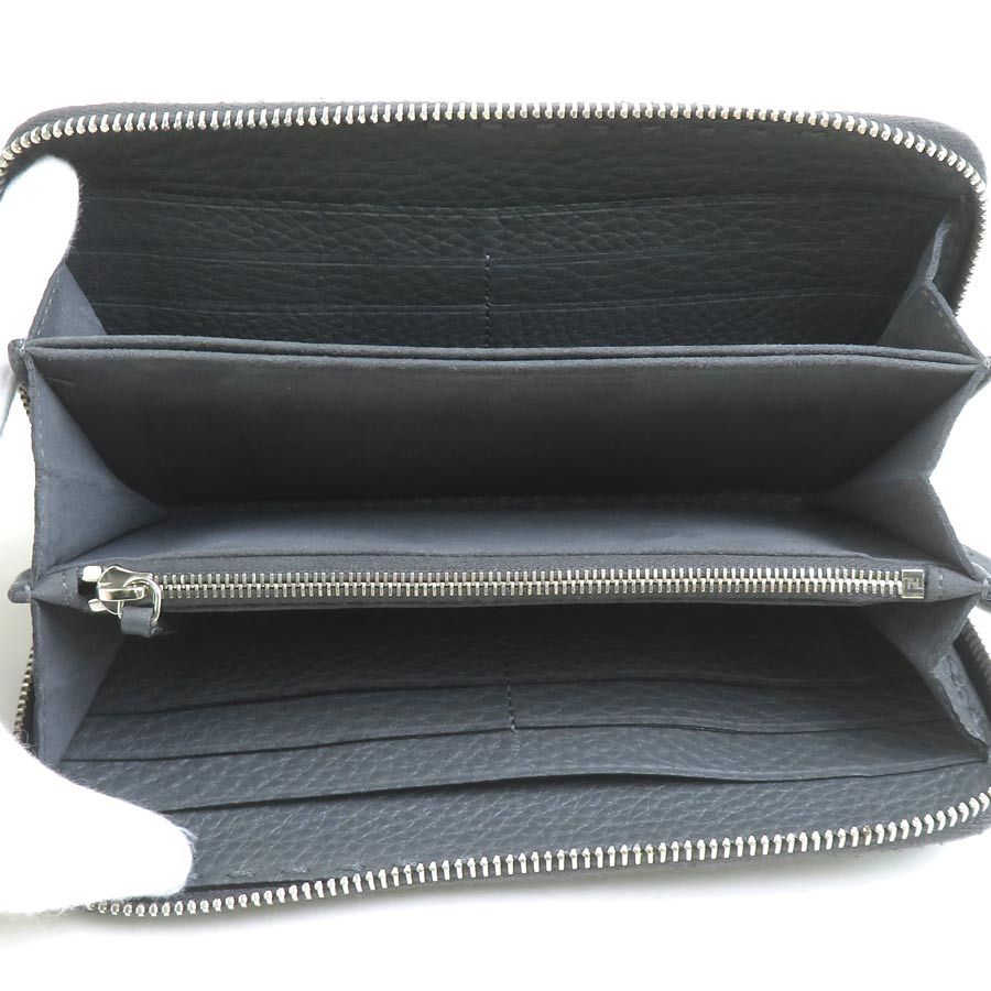 Fendi Zip Around Wallet — view 3