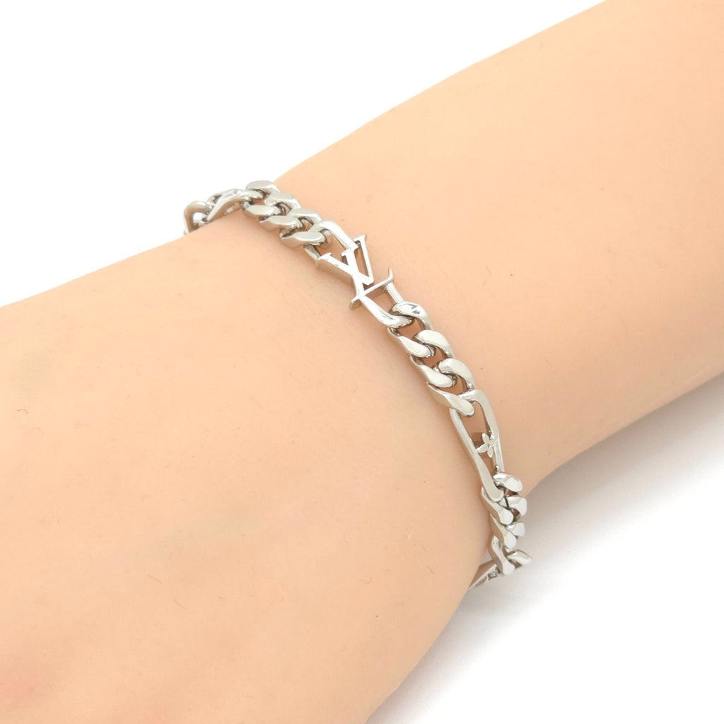 Louis Vuitton Bracelet LV Figaro 17.5 23 LV Signature Link LV Initial Charm