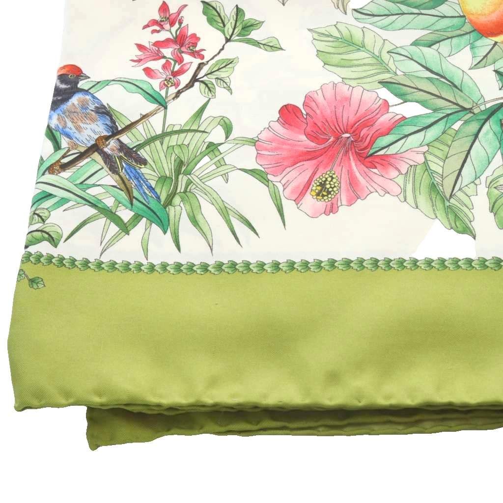 Gucci Scarf Bird All Over Pattern Flower Green White — view 4