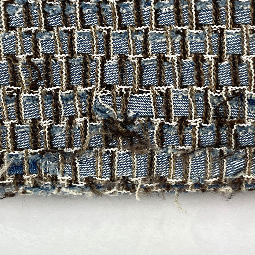 Chanel CC Logo Chain Shoulder Bag Denim Fabric Blue — view 5