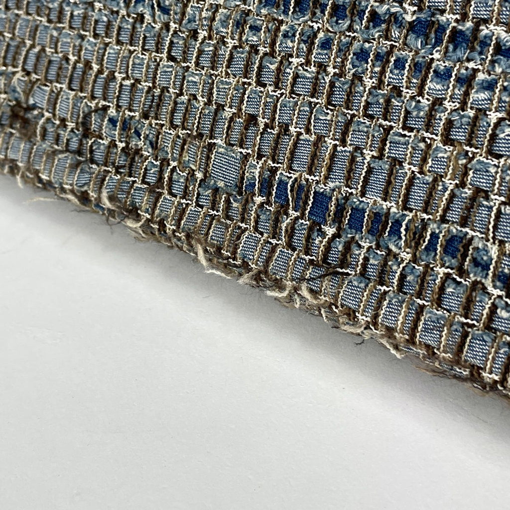 Chanel CC Logo Chain Shoulder Bag Denim Fabric Blue — view 4