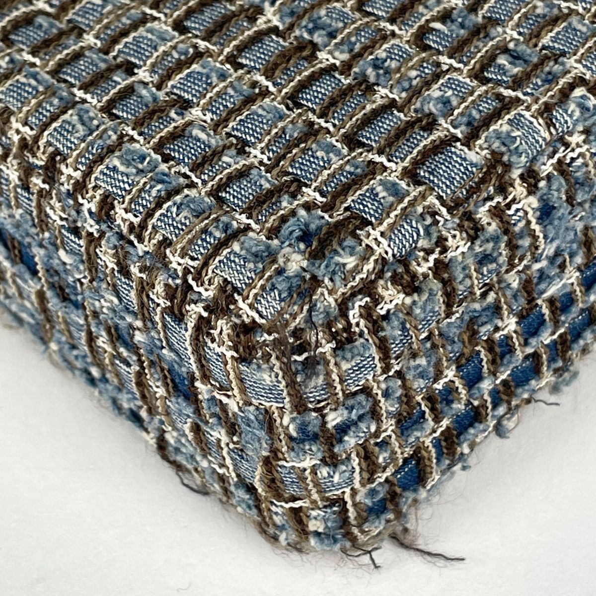 Chanel CC Logo Chain Shoulder Bag Denim Fabric Blue — view 3