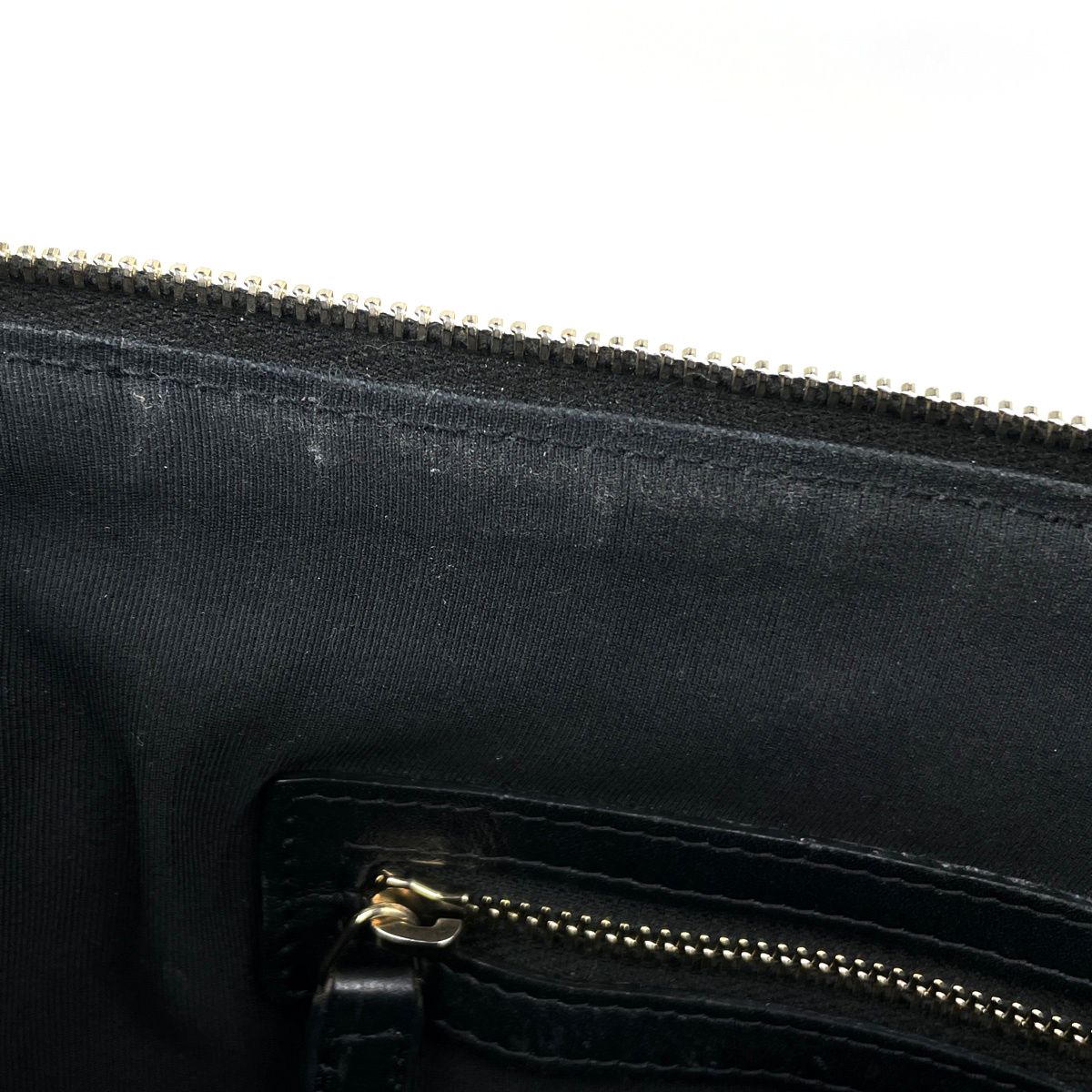 Chanel Boy Clutch CC Logo Quilted Caviar Leather Black — view 7