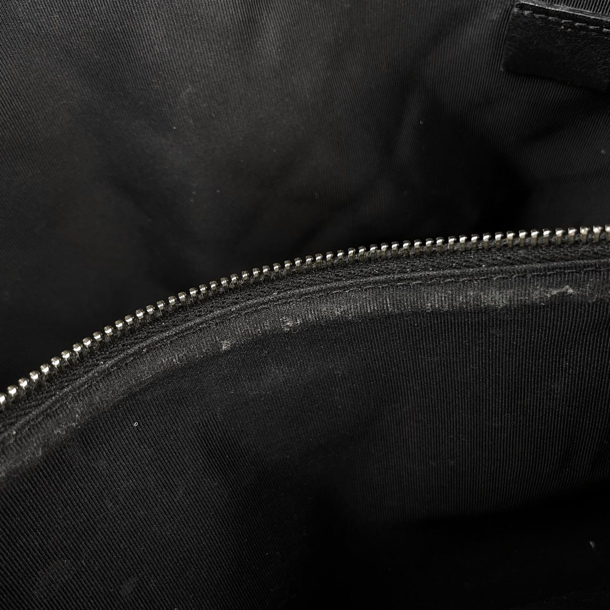Chanel Boy Clutch CC Logo Quilted Caviar Leather Black — view 8