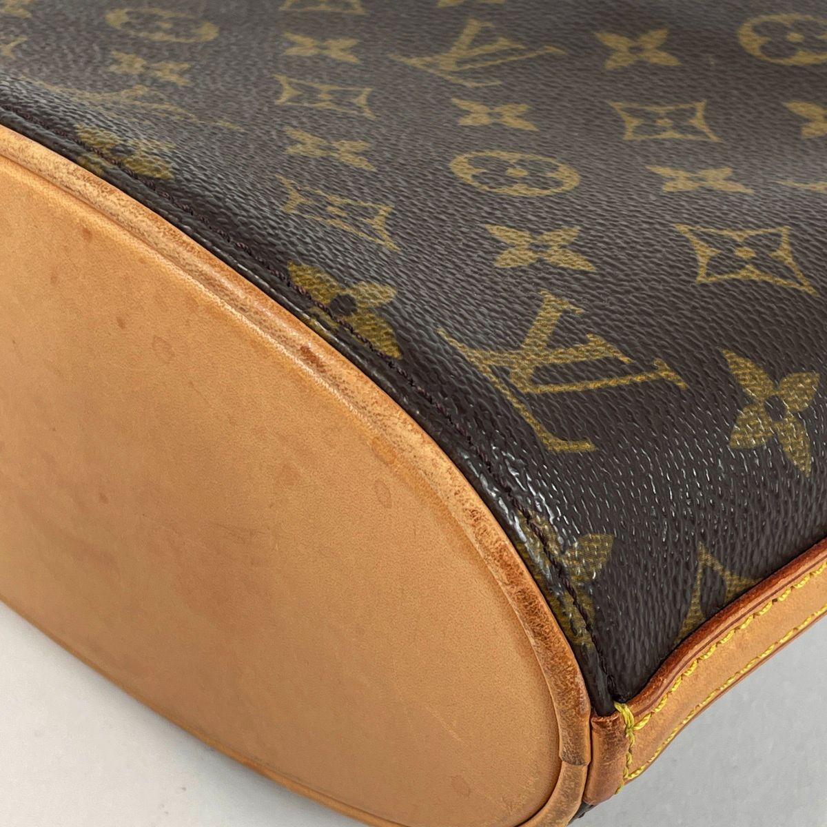 Louis Vuitton Drew Shoulder Bag Monogram Brown — view 3