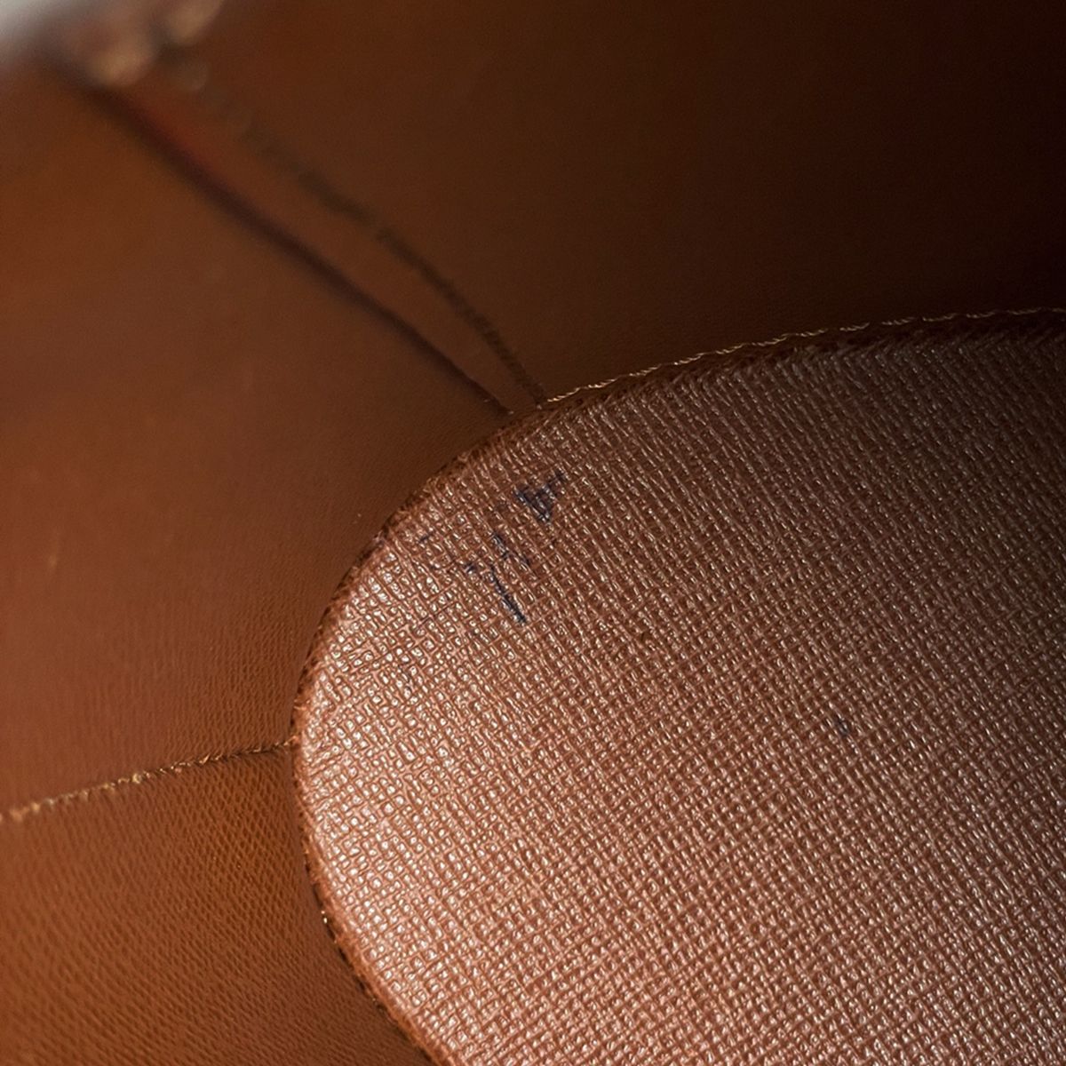 Louis Vuitton Drew Shoulder Bag Monogram Brown — view 7