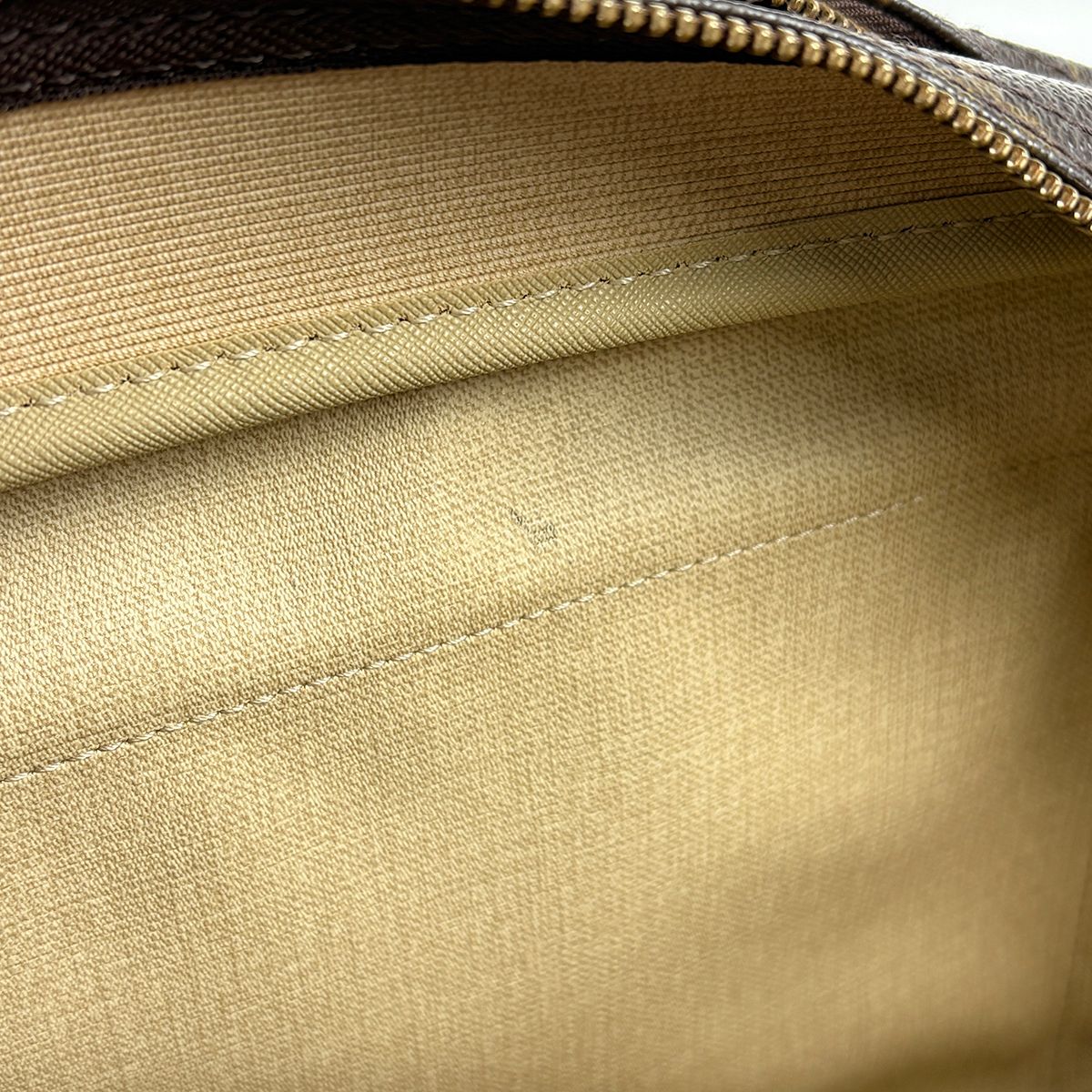 Louis Vuitton Reporter PM Crossbody Shoulder Bag Monogram Brown — view 6