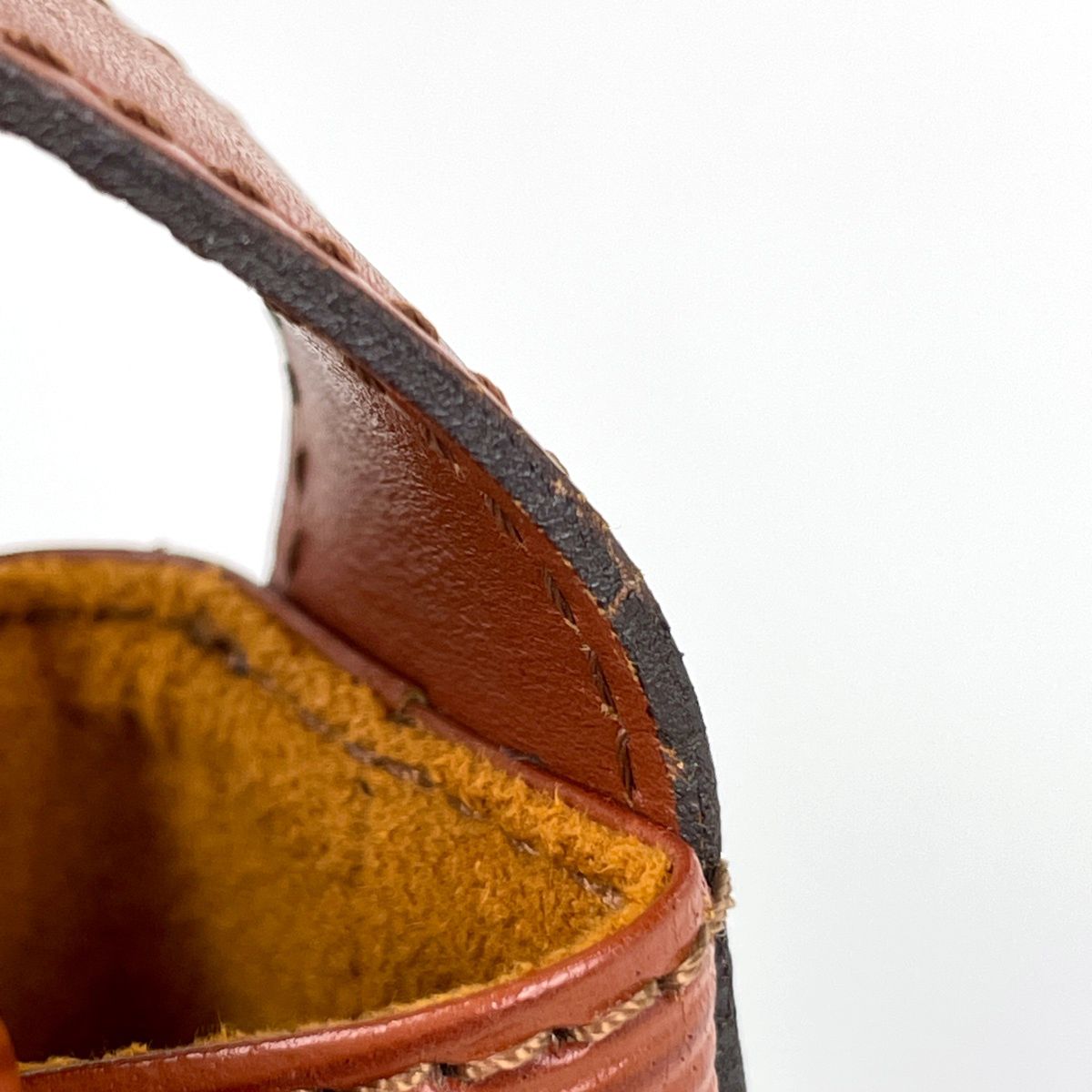 Louis Vuitton Sac Shoulder Bag Epi Kenya Brown — view 4