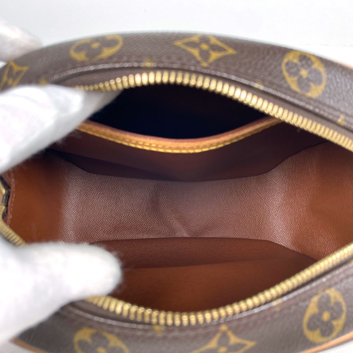 Louis Vuitton Blois Crossbody Shoulder Bag Monogram Brown — view 6