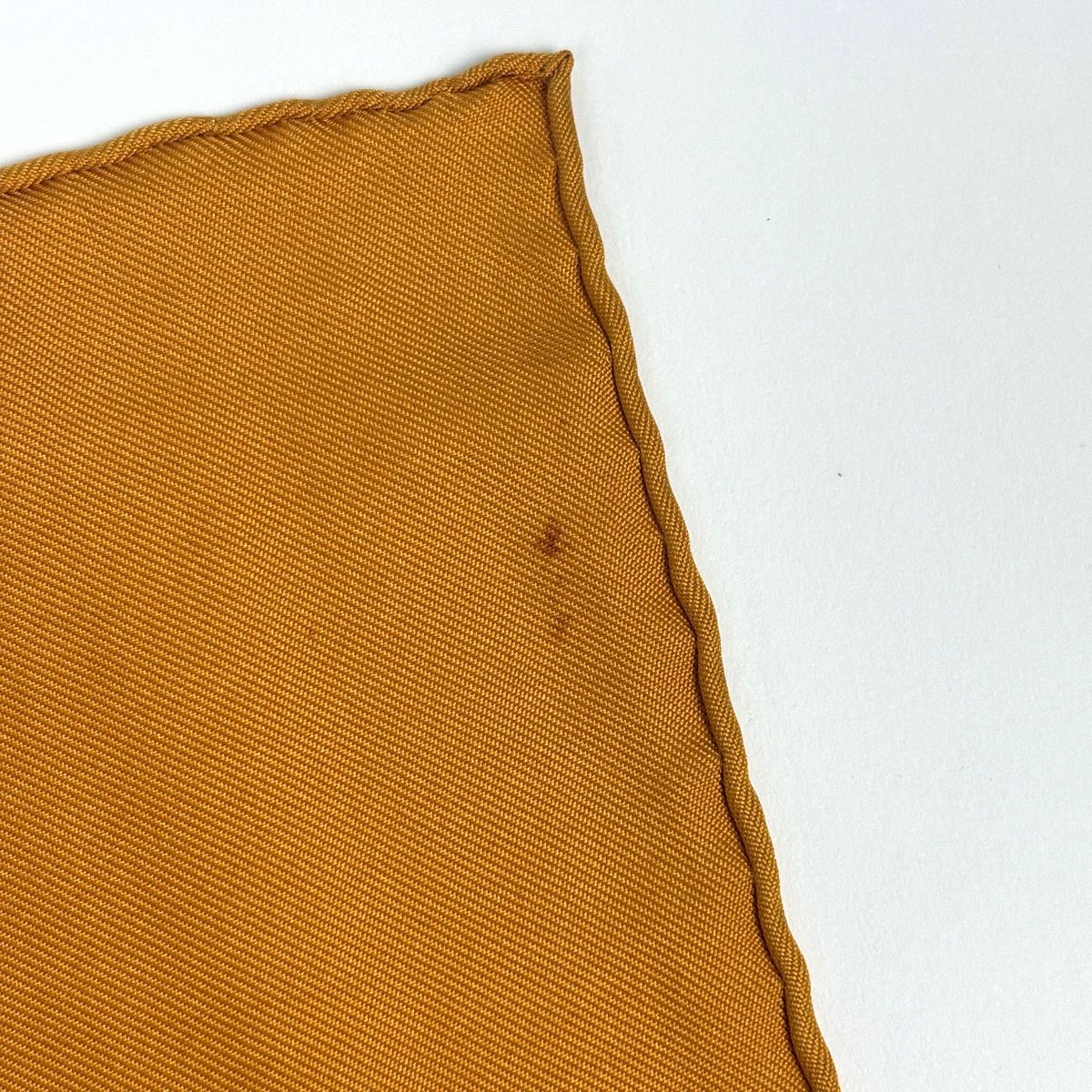Hermes Carre 90 les Tambour Taiko Crown Scarf Silk Yellow Multicolor — view 4