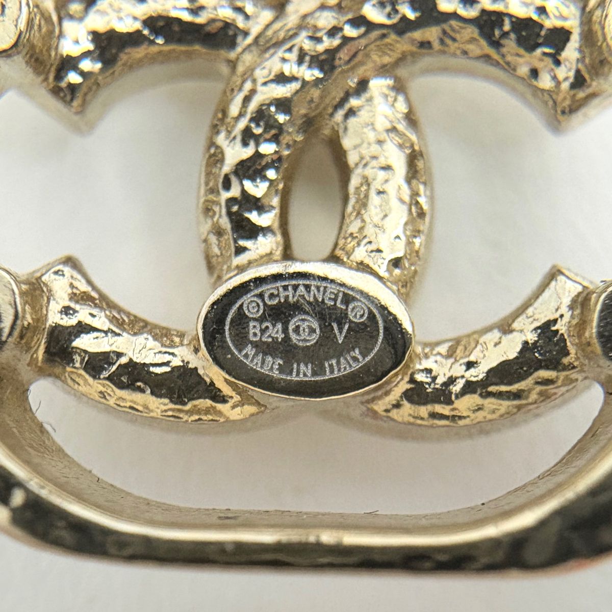 Chanel CC Logo Rhinestone Earrings Gold Plated — view 4
