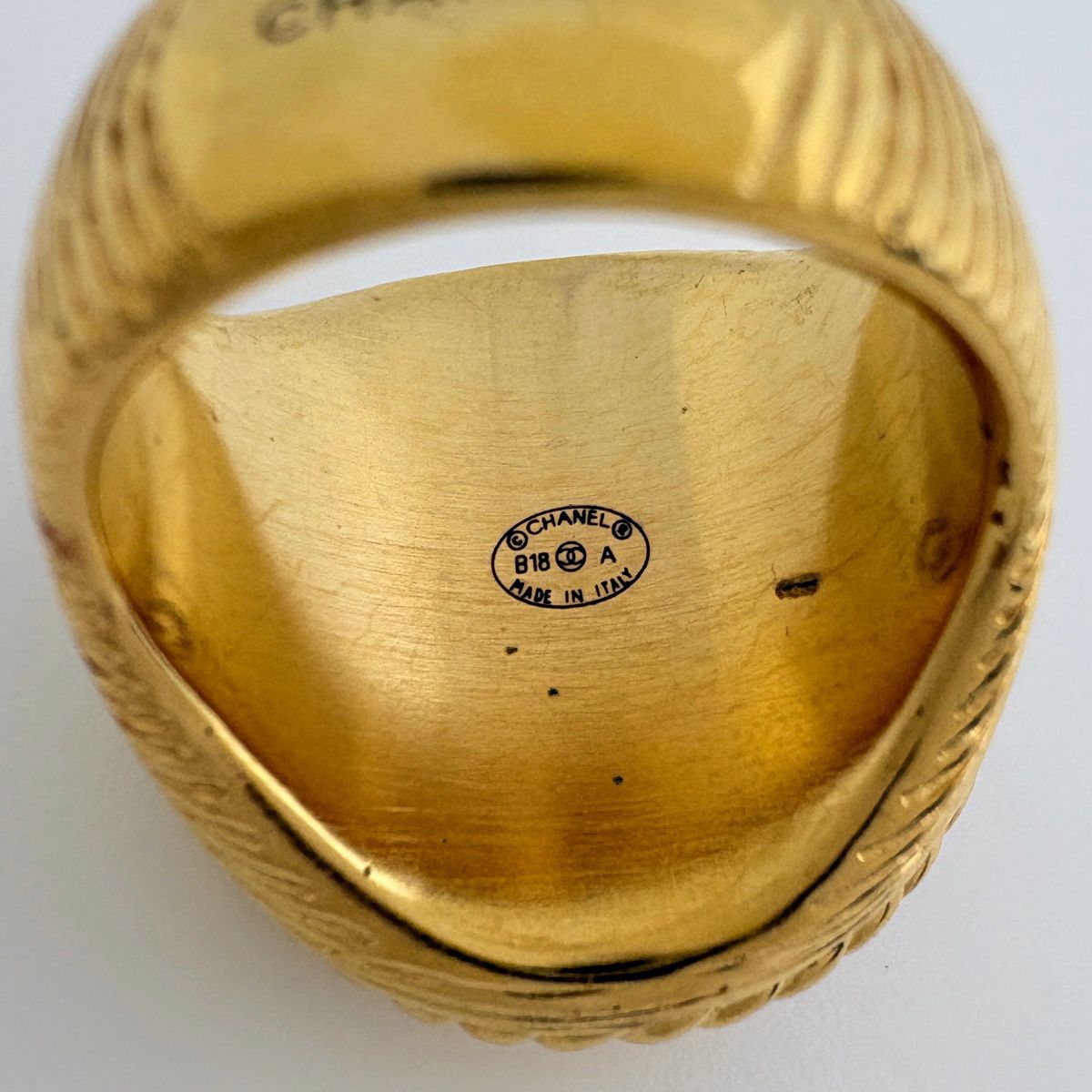 Chanel CC Logo Ring Gold Plated — view 5