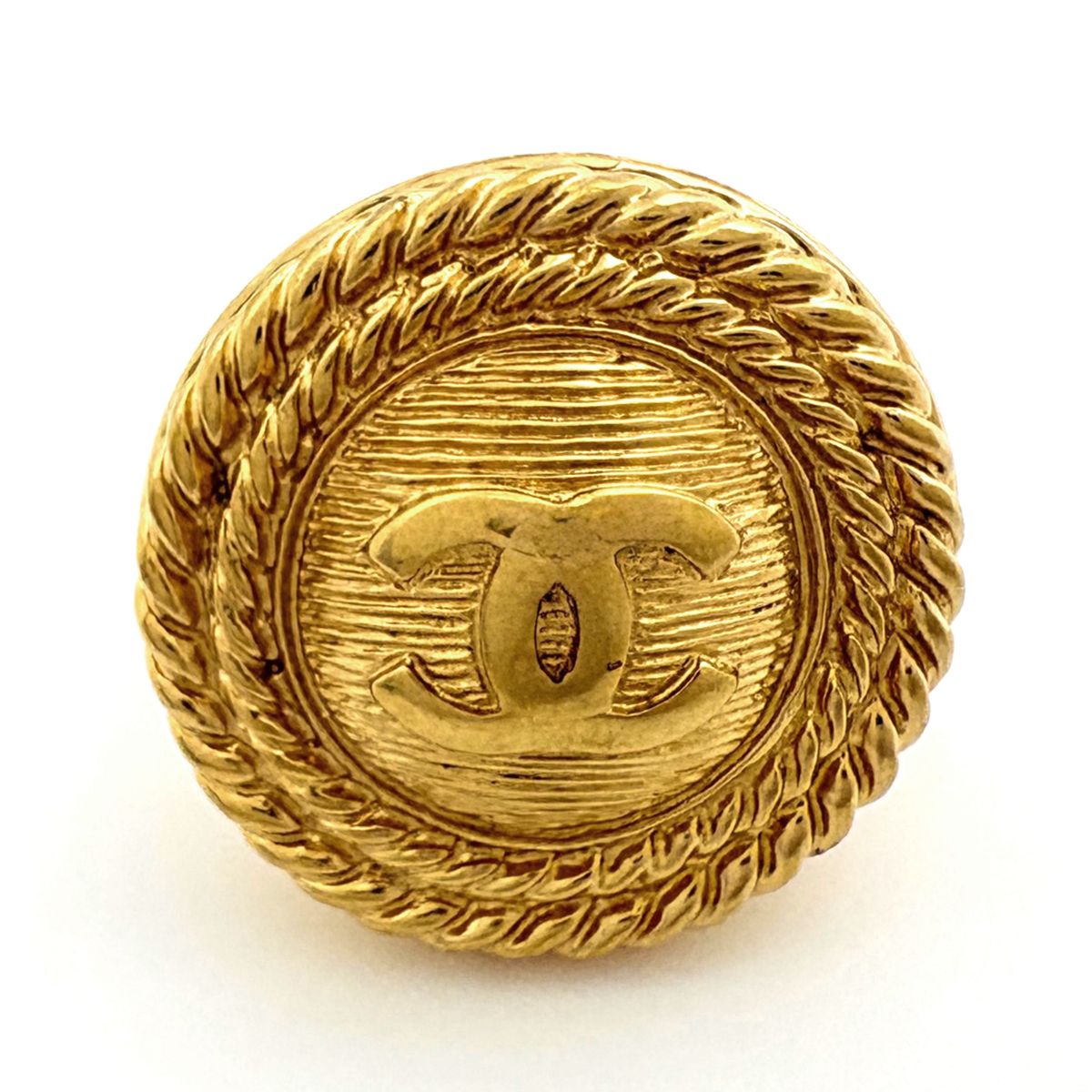 Chanel CC Logo Ring Gold Plated — view 2