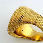 Chanel CC Logo Ring Gold Plated — view 4