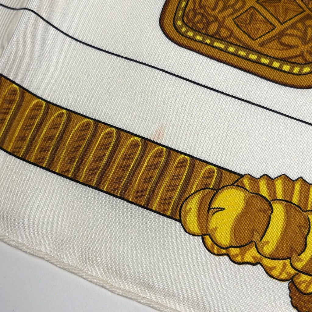 Hermes Carre 90 Armets en Panache Feathered Knight Helmet Scarf Silk White — view 4
