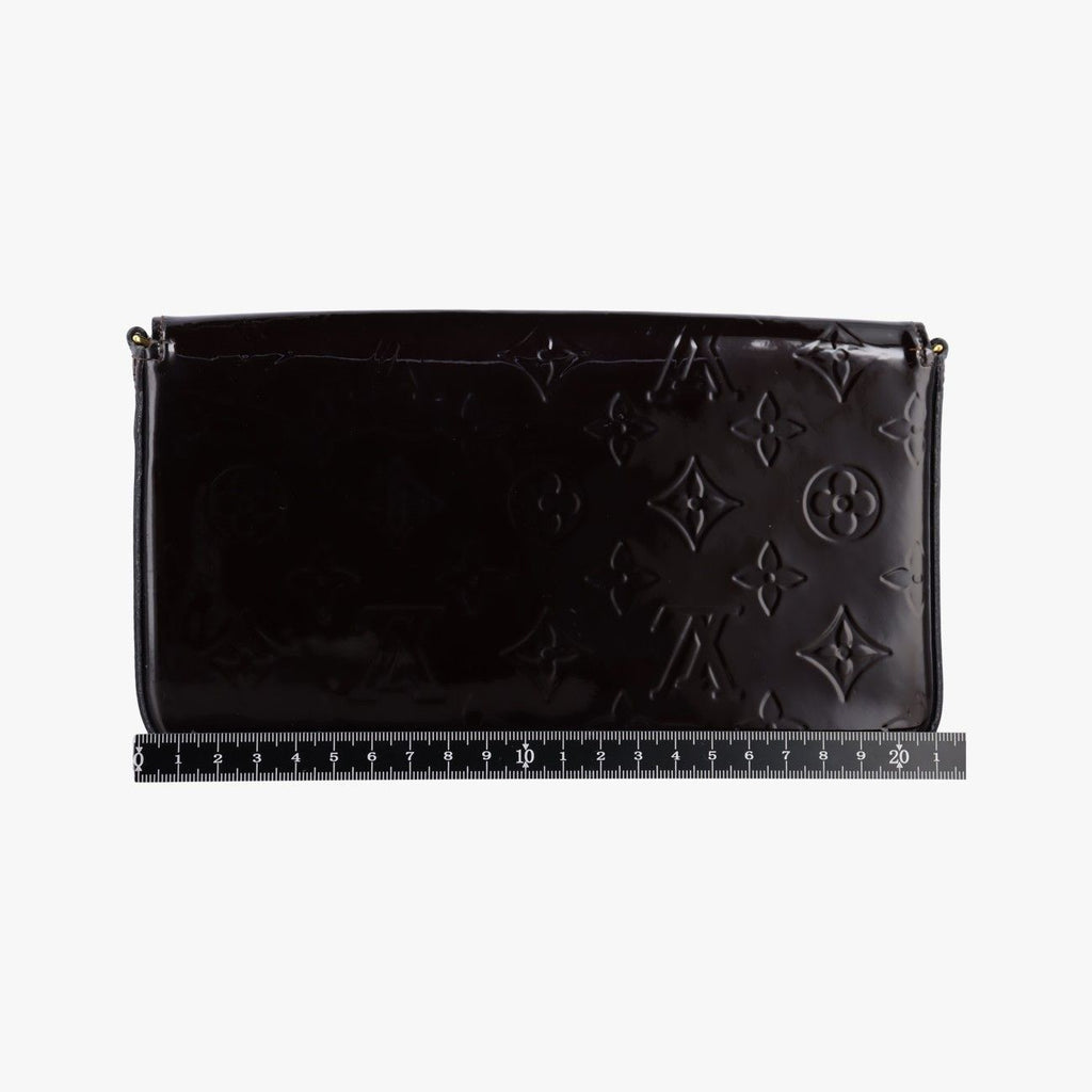 Louis Vuitton Pochette Felice Amarante Vernis Shoulder — view 2