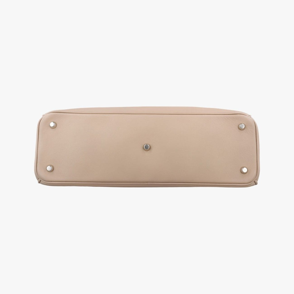 Dior Diorissimo Beige Leather Shoulder — view 3