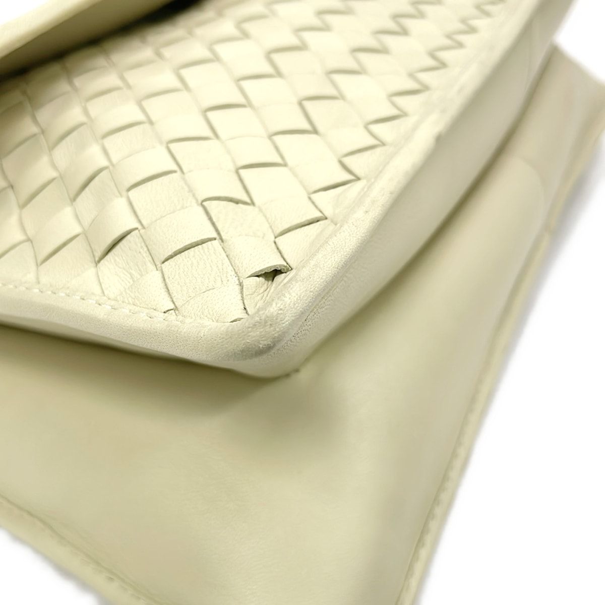 Bottega Veneta Shoulder Bag Ivory Silver Intrecciato Leather — view 6