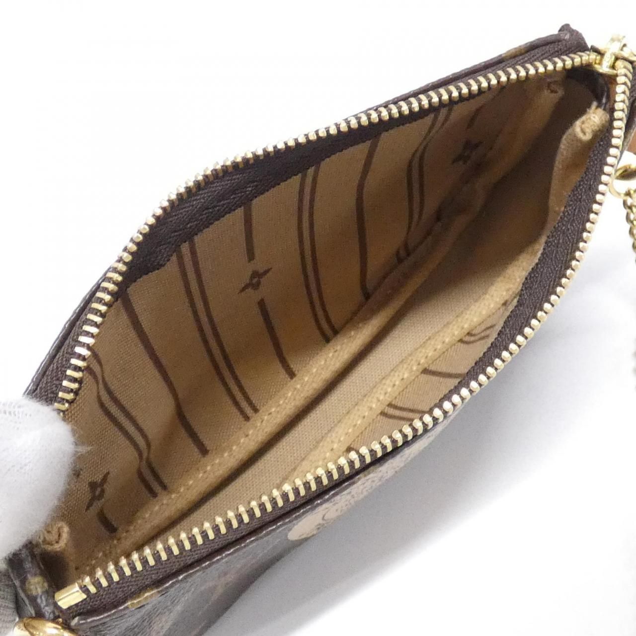Louis Vuitton Monogram Mini Pochette Pouch — view 7